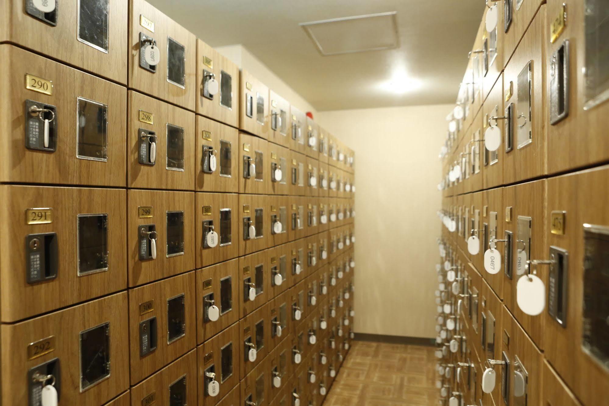 Shinjuku Kuyakusho-Mae Capsule Hotel Tokyo Luaran gambar