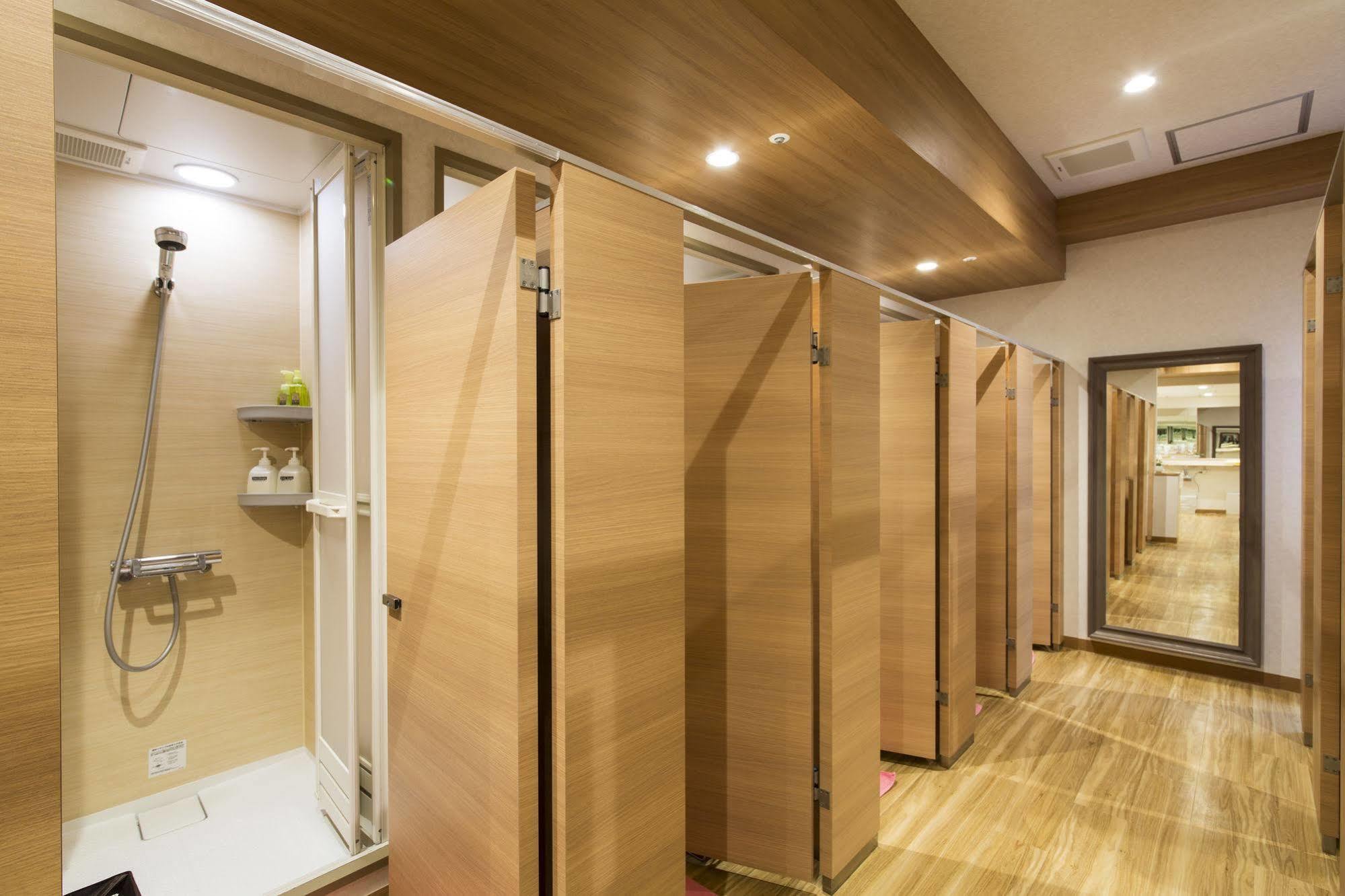 Shinjuku Kuyakusho-Mae Capsule Hotel Tokyo Luaran gambar